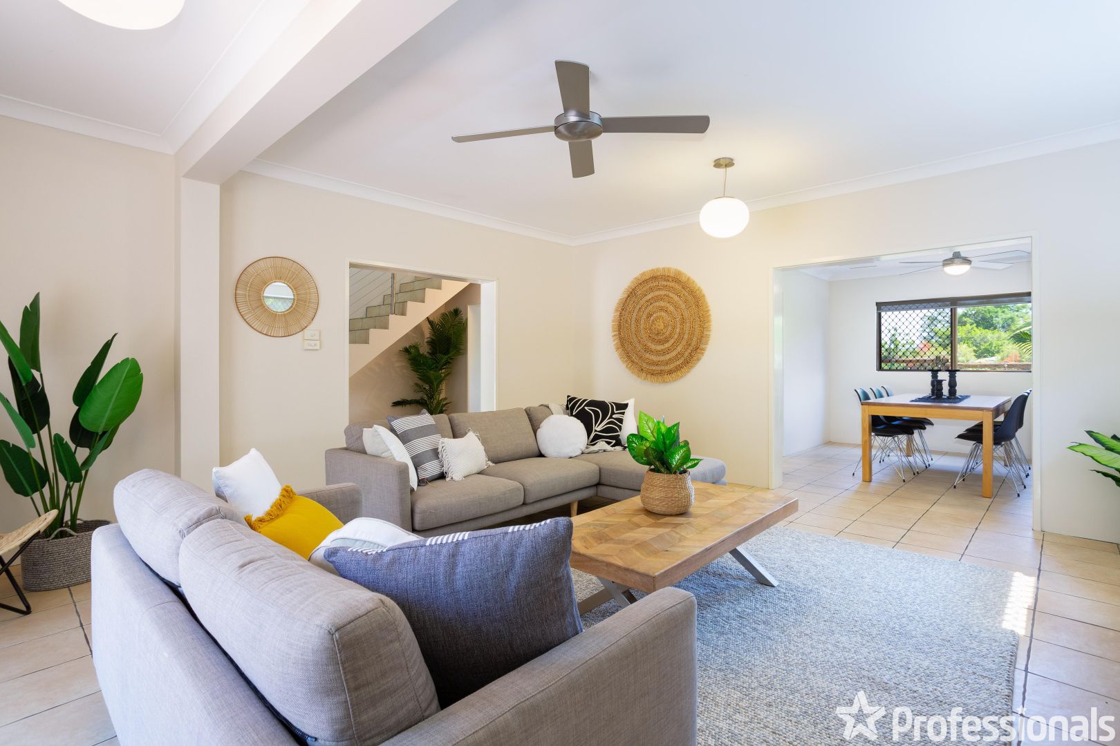 21-23 Sommerville Crescent, Whitfield QLD 4870, Image 1