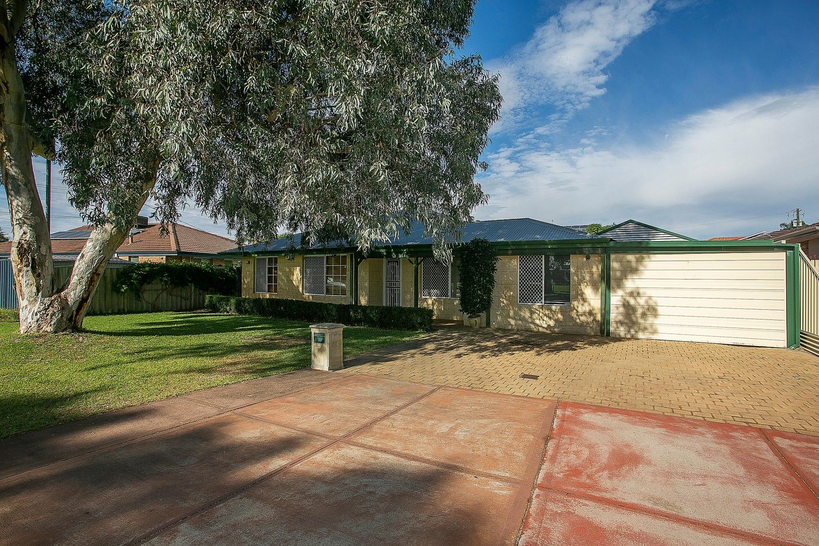 3 bedrooms House in 18 Treffone Street REDCLIFFE WA, 6104