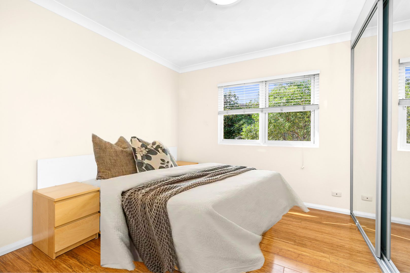 8/12 Pittwater Road, Gladesville NSW 2111, Image 2