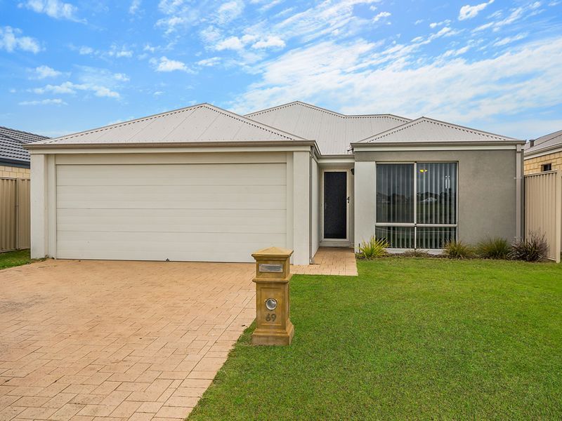 4 bedrooms House in 69 Lennox Drive SECRET HARBOUR WA, 6173