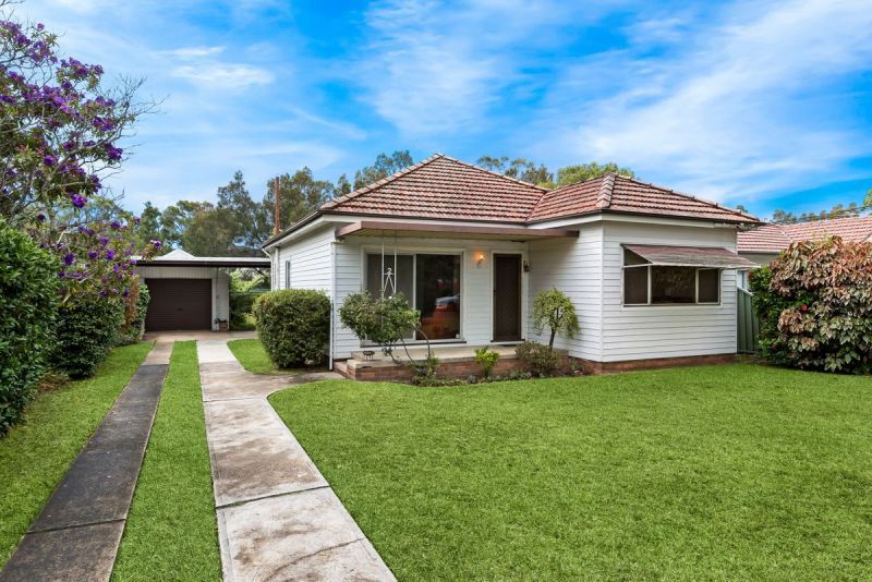 2 Yathong Road, Caringbah NSW 2229, Image 0