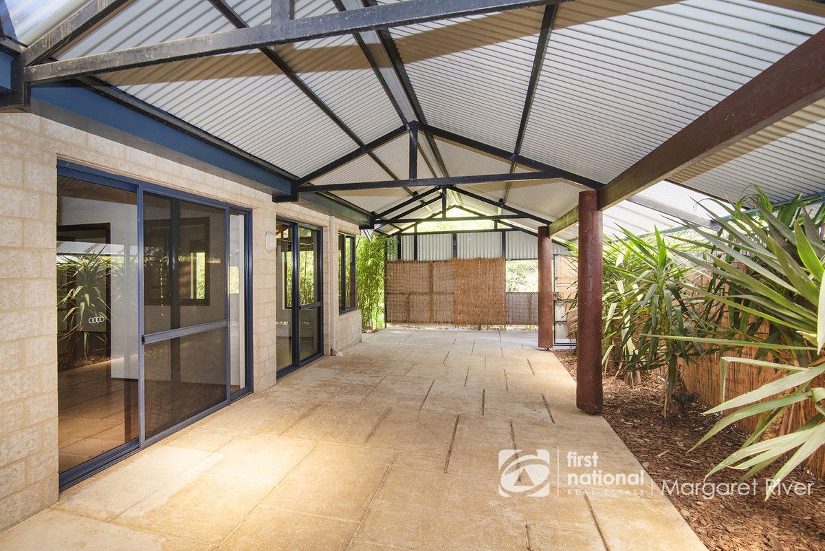 4 Bottlebrush Drive, Margaret River WA 6285, Image 0