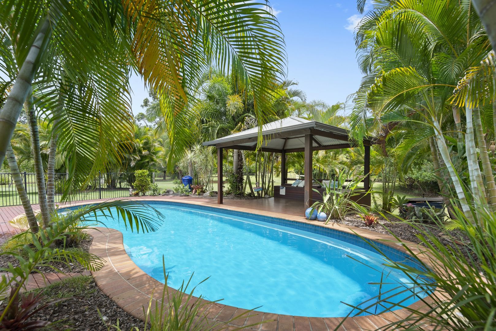 5 Solitaire Street, Doonan Property History & Address Research Domain