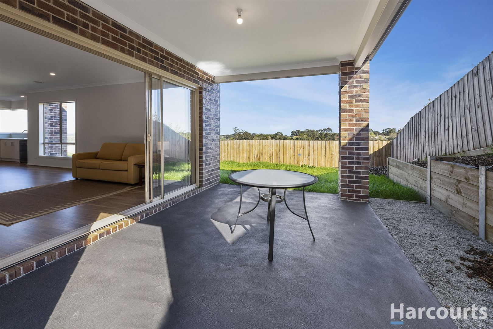 25 Kensington Square, Drouin VIC 3818, Image 2