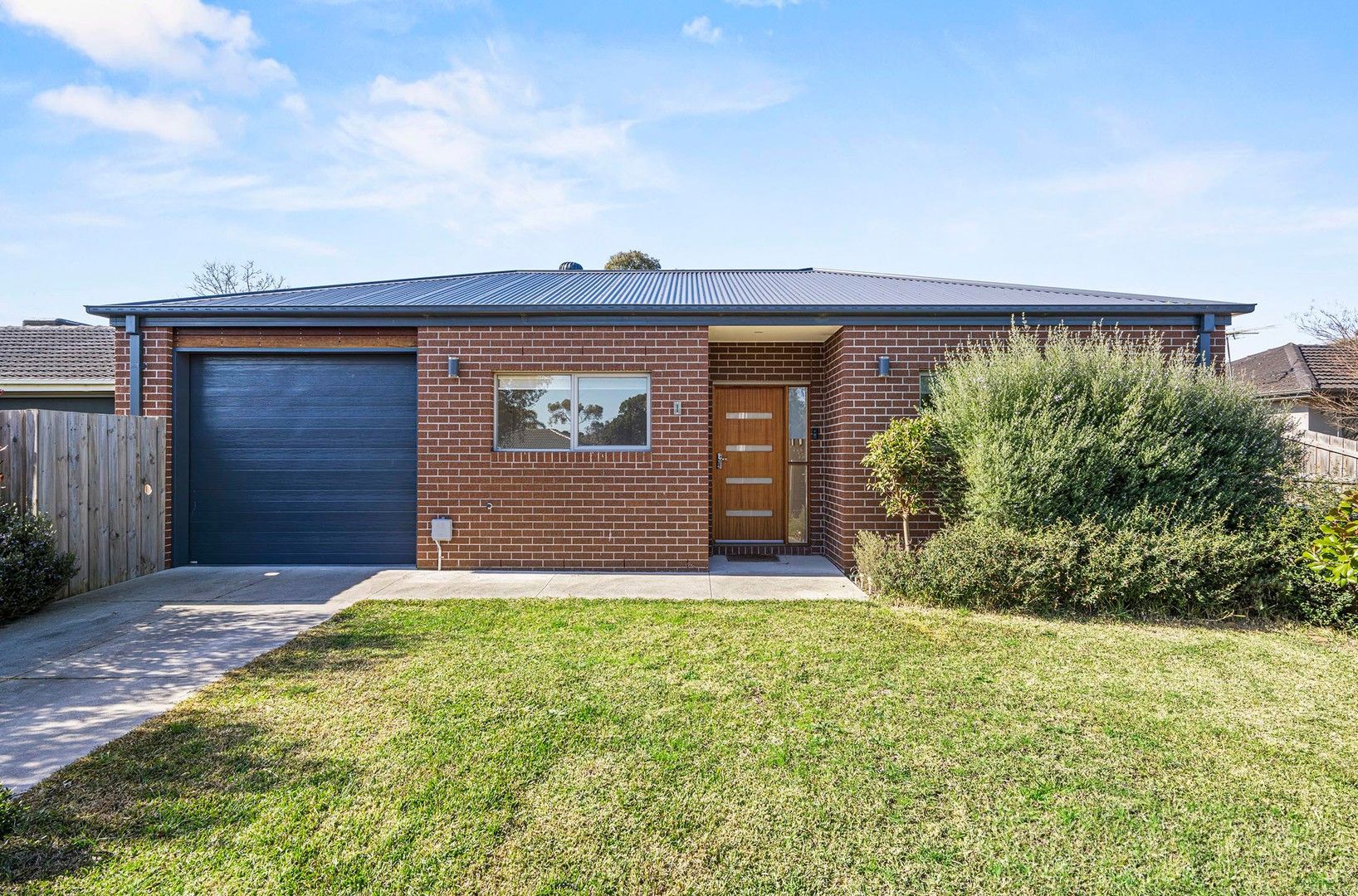 2 bedrooms Apartment / Unit / Flat in 20 Blackburn Road MOOROOLBARK VIC, 3138