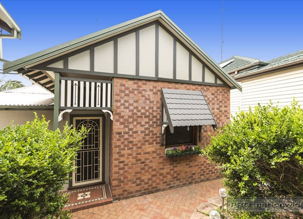 14 Queens Road, Tighes Hill NSW 2297