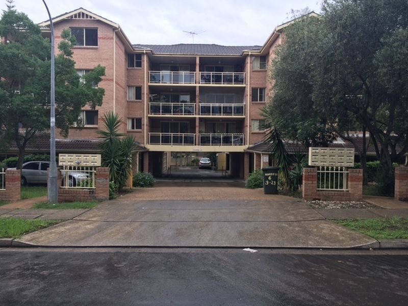 2 bedrooms Apartment / Unit / Flat in 17/19-23 Hardy Street FAIRFIELD NSW, 2165