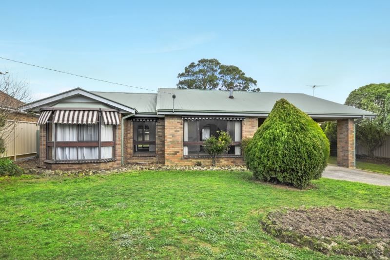 53 Howe Street, Miners Rest VIC 3352