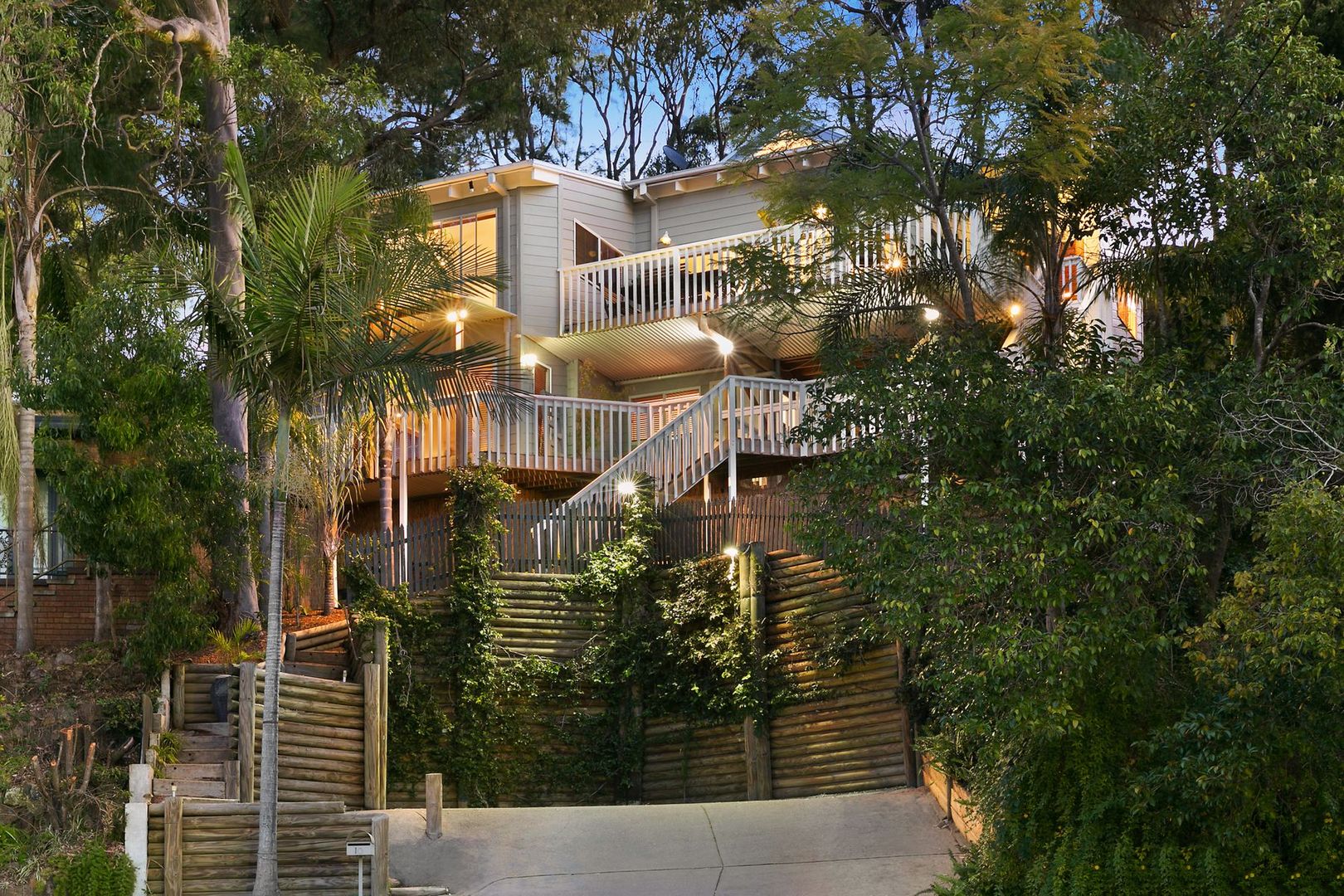 10 Lloyd Court Valentine Property History Address Research Domain