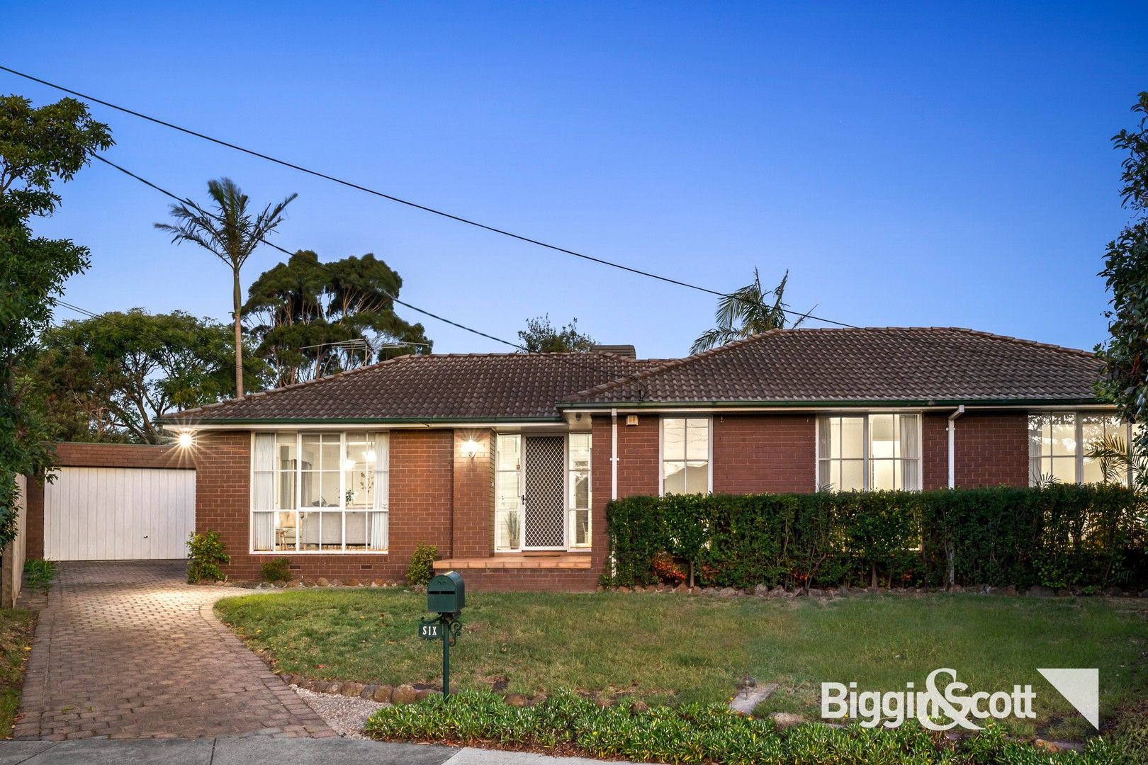 4 bedrooms House in 6 Austral Ct WHEELERS HILL VIC, 3150