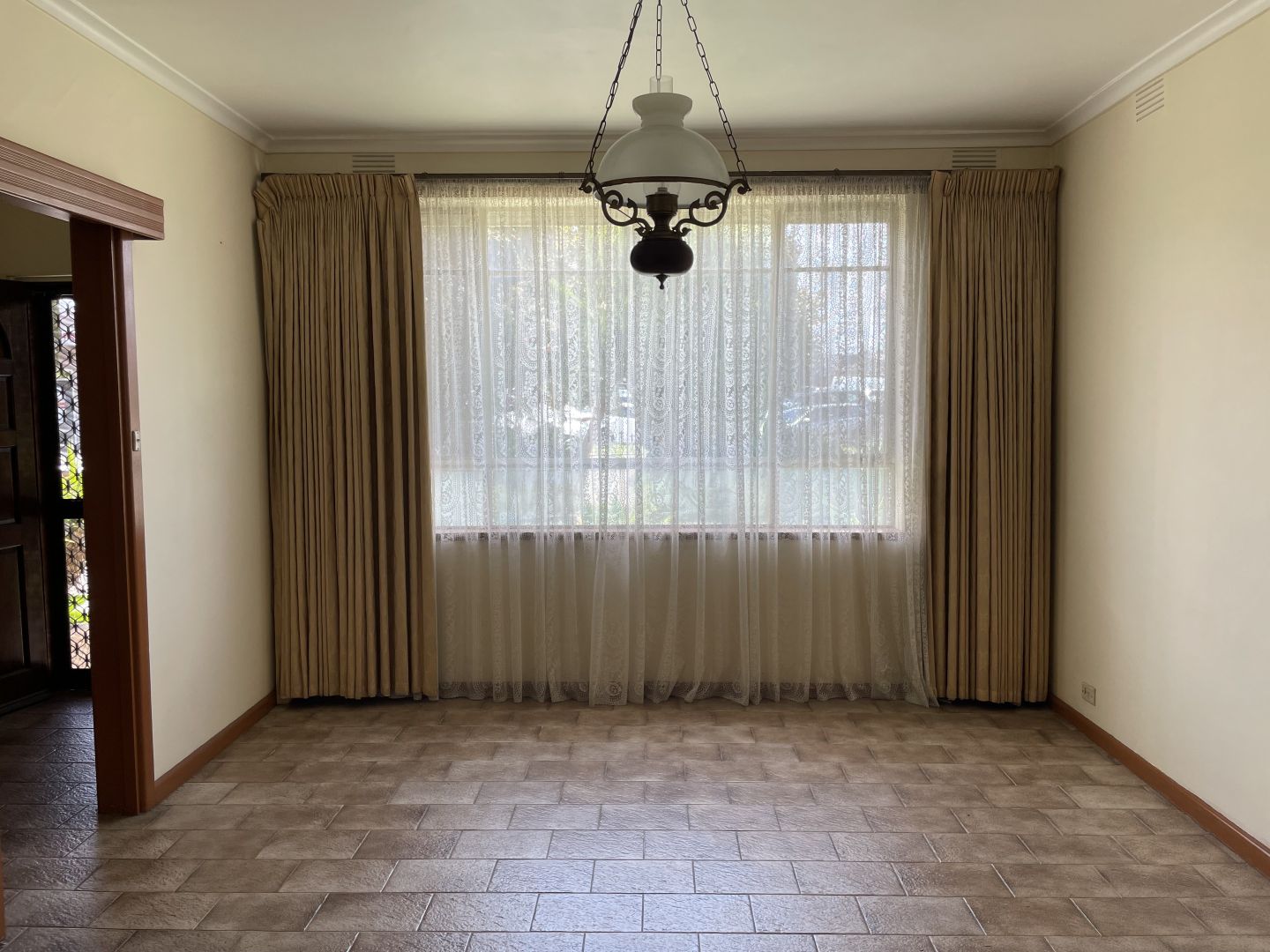 17 Messmate Street, Lalor VIC 3075 House For Rent Domain