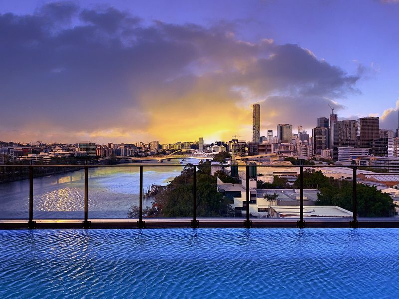 2 bedrooms Apartment / Unit / Flat in 907/21 Buchanan Street WEST END QLD, 4101