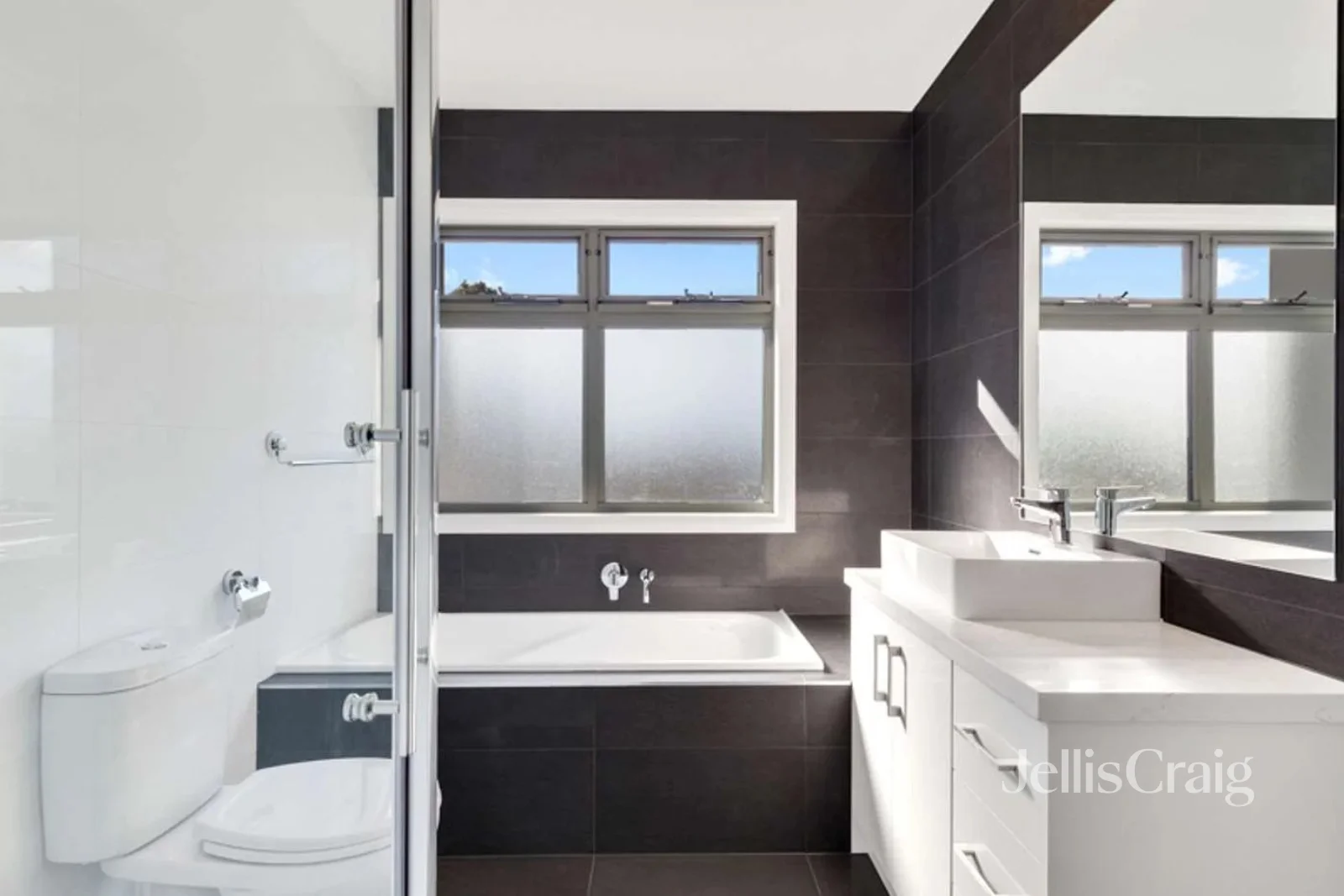 Additional image 6 of 13A Liberty Parade, Ivanhoe VIC 3079