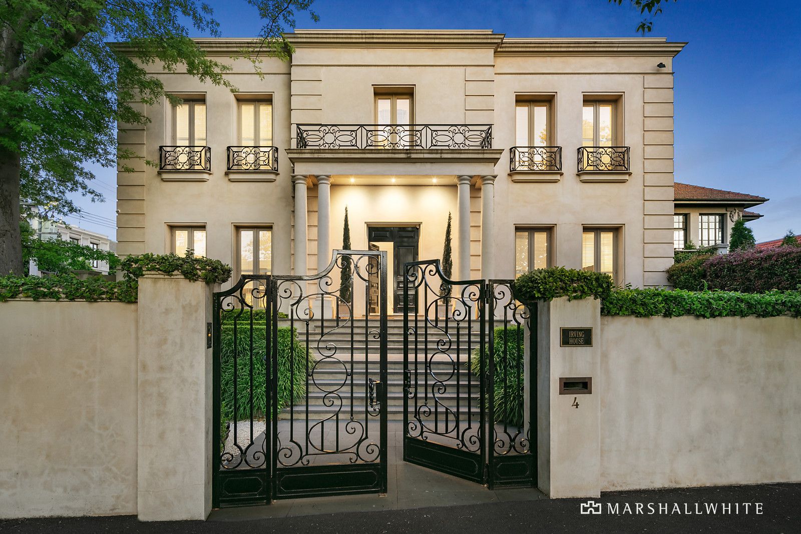 4 bedrooms House in 4 Irving Road TOORAK VIC, 3142
