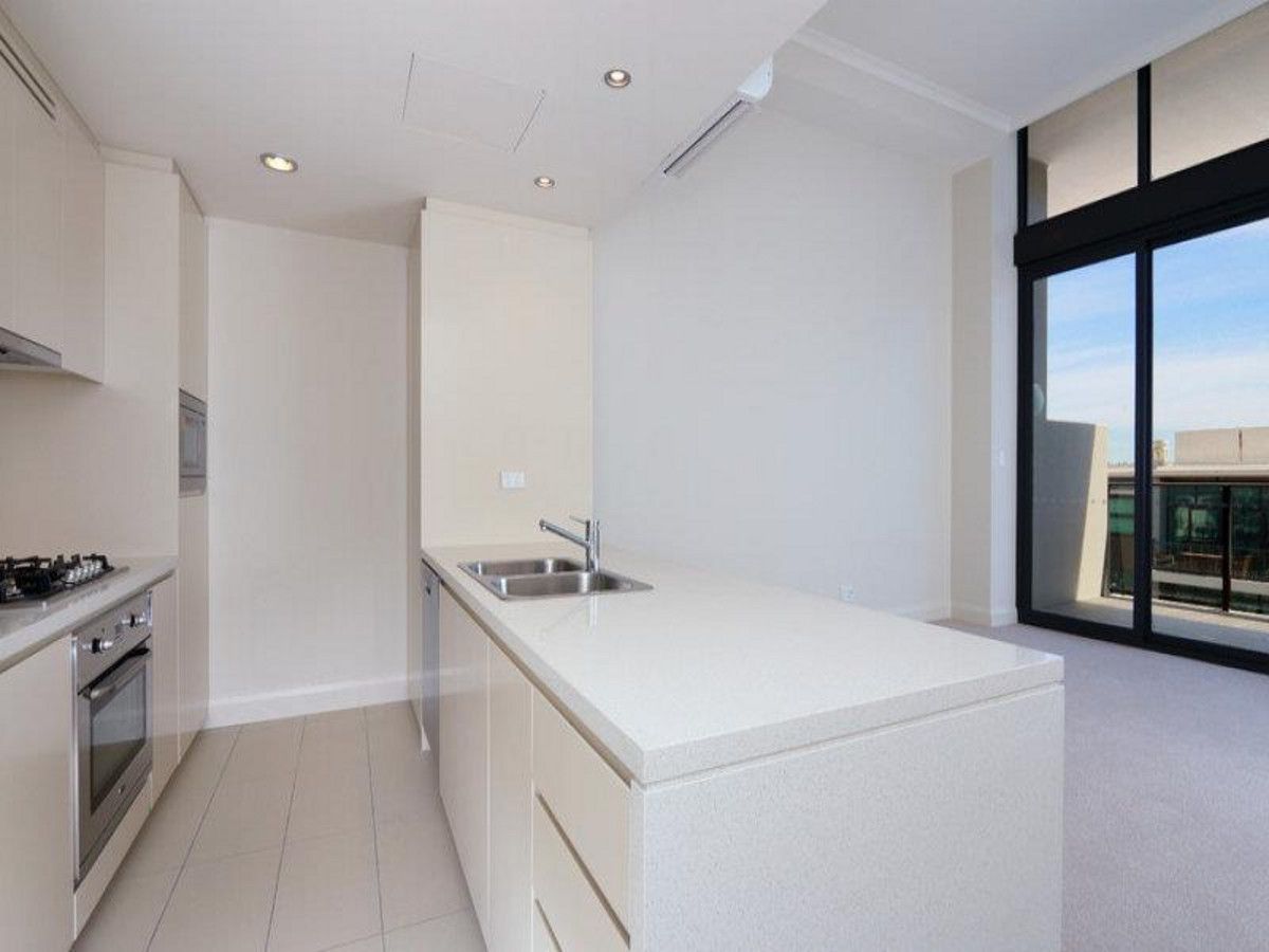 1 bedrooms Apartment / Unit / Flat in 506/2 Timbrol Avenue RHODES NSW, 2138