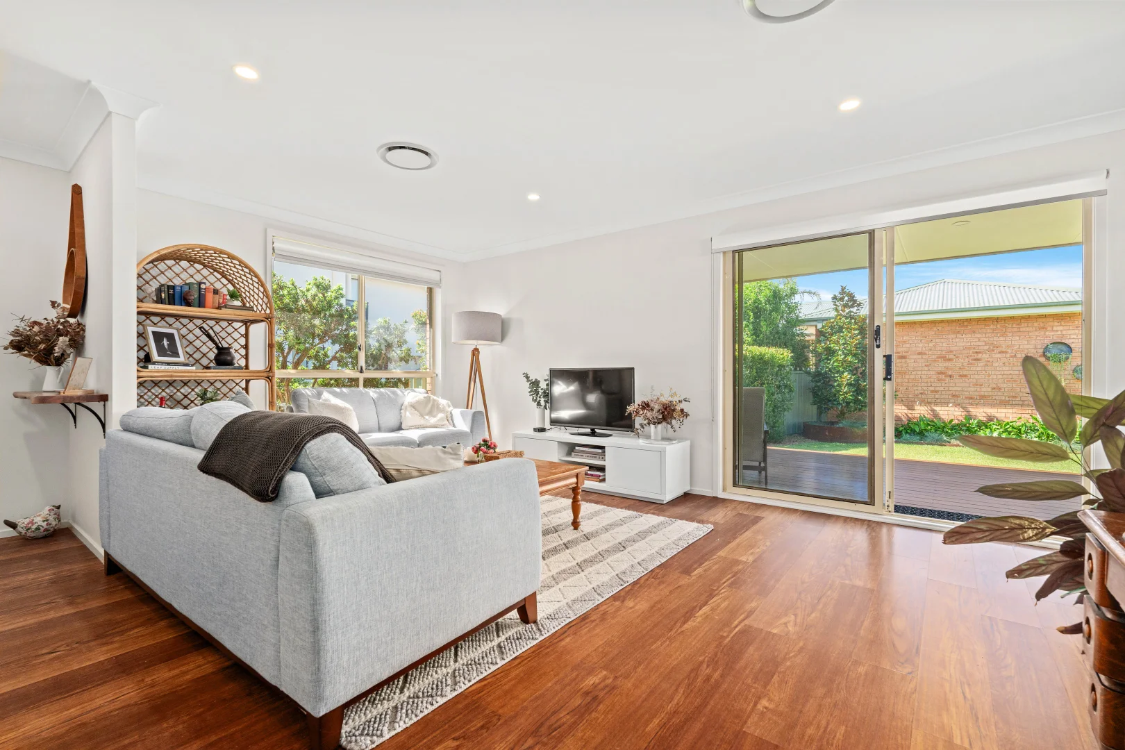 Additional image 5 of 16 Oaks Avenue, Long Jetty NSW 2261