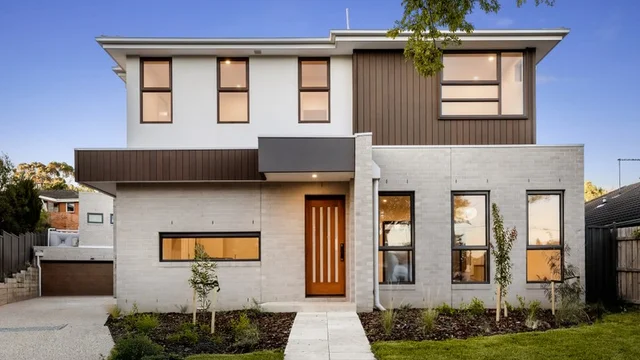 1/16 Hiddleston Avenue, Box Hill South VIC 3128