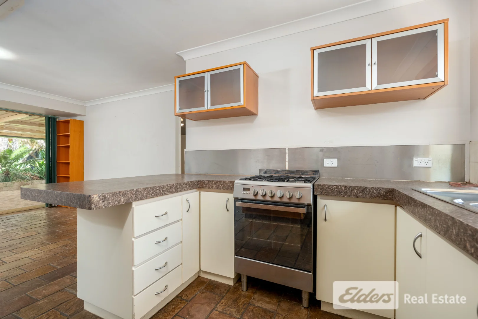 Additional image 5 of 11 Gascoyne Way, Cooloongup WA 6168