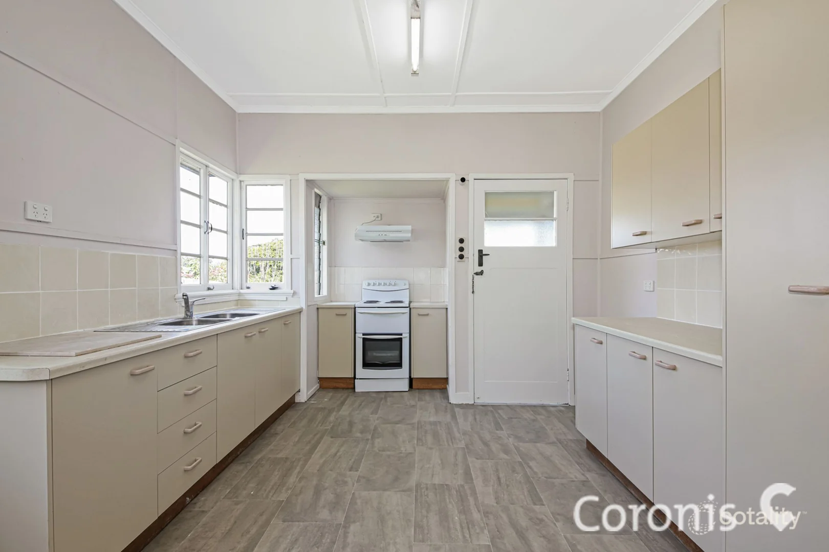 Additional image 10 of 227 Winstanley Street, Carina Heights QLD 4152