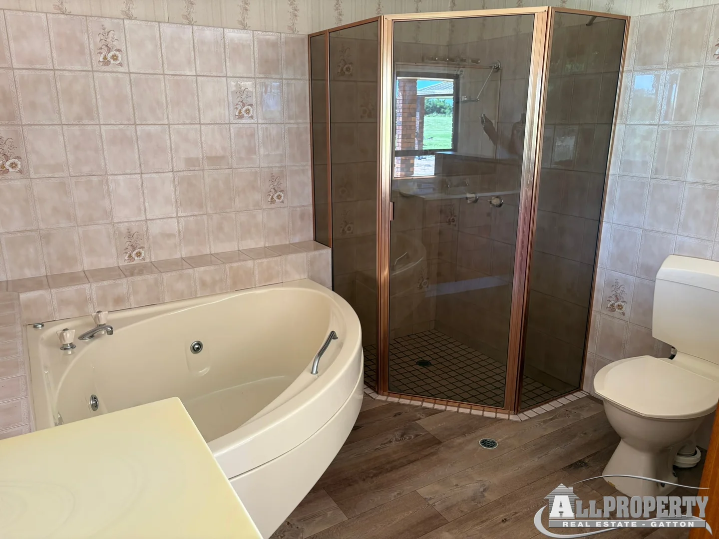 Additional image 6 of Lake Clarendon QLD 4343