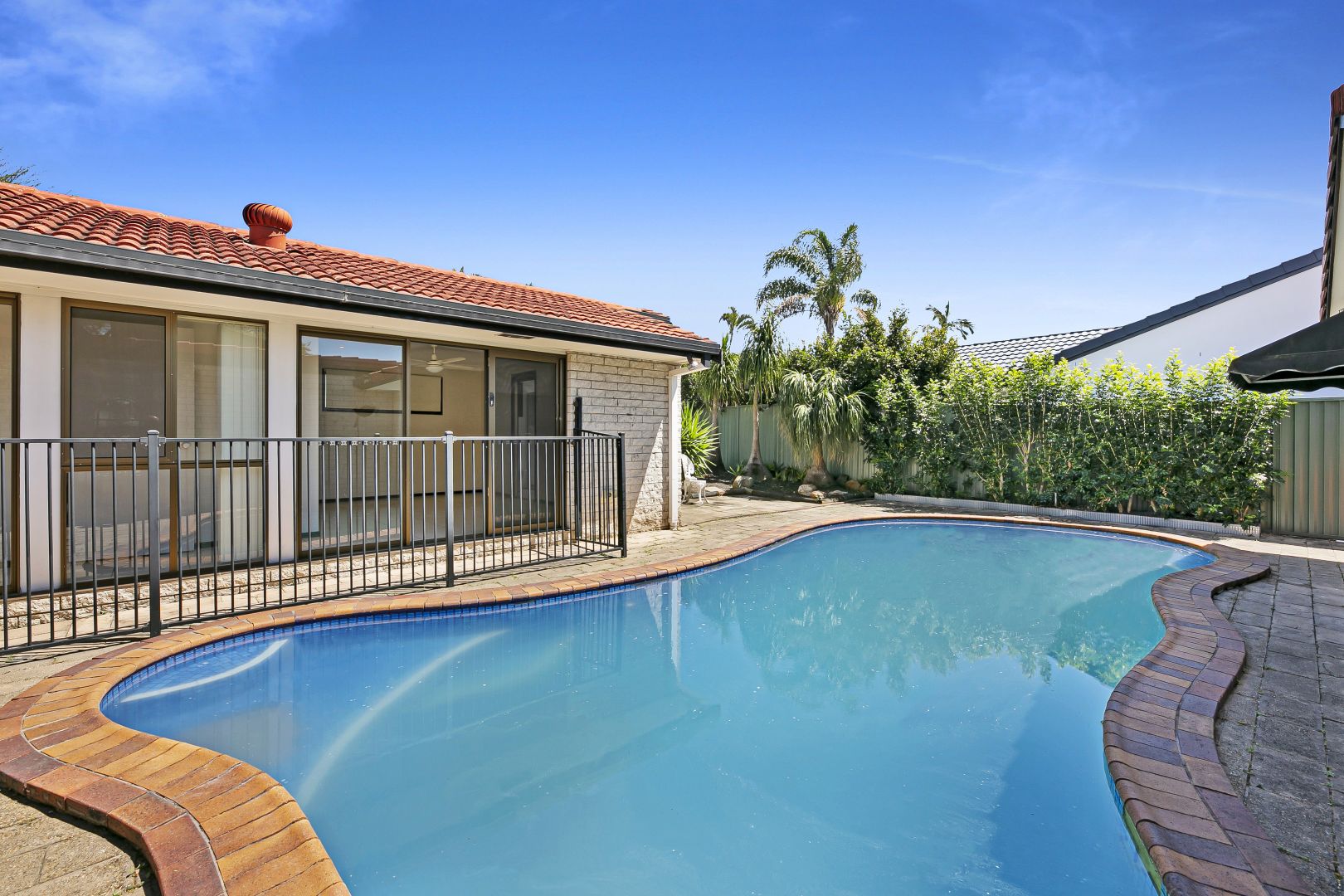 6 Elgin Crescent, Sorrento QLD 4217, Image 1