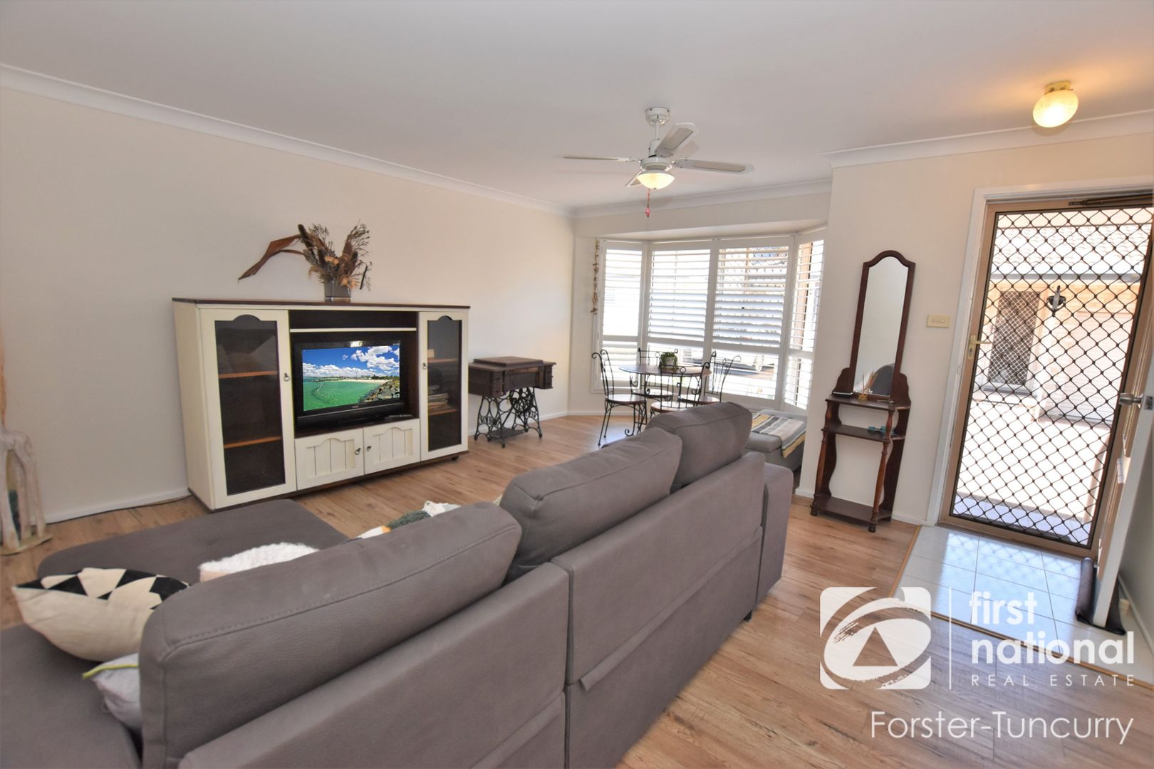 6/27 Tuncurry Street, Tuncurry NSW 2428, Image 2