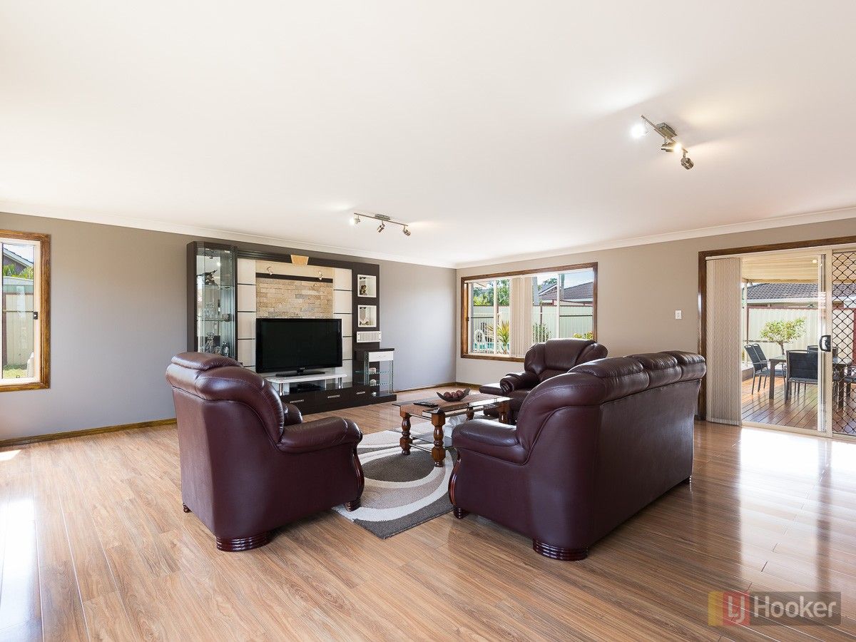 10 Gannet Place, Hinchinbrook NSW 2168, Image 1