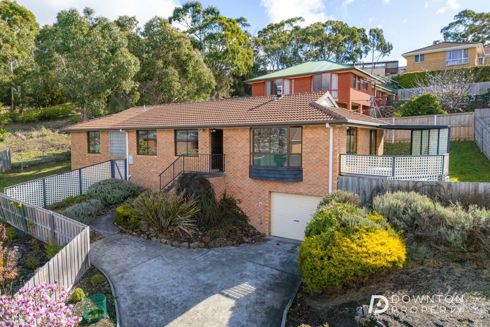3 bedrooms House in 2/12 Dawkins Court WEST MOONAH TAS, 7009