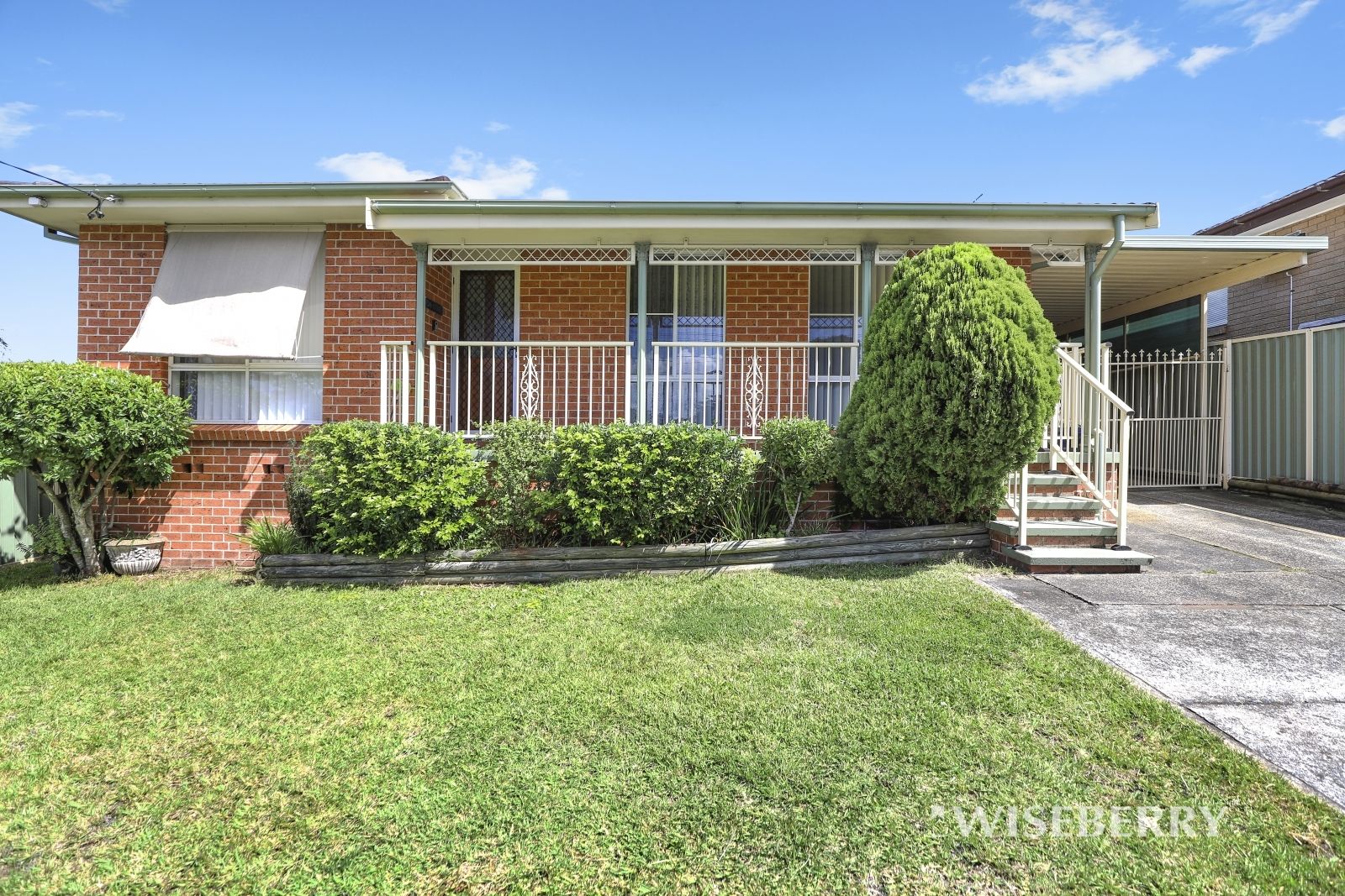 4 bedrooms House in 26 Catalina Rd SAN REMO NSW, 2262