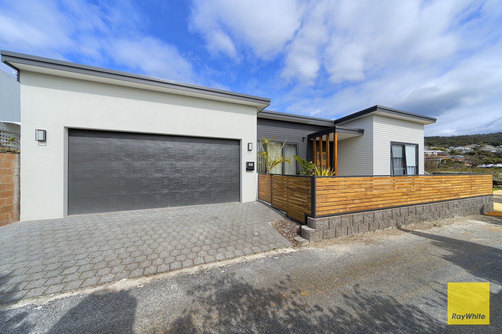 3 bedrooms House in 31b Garden Street MIDDLETON BEACH WA, 6330