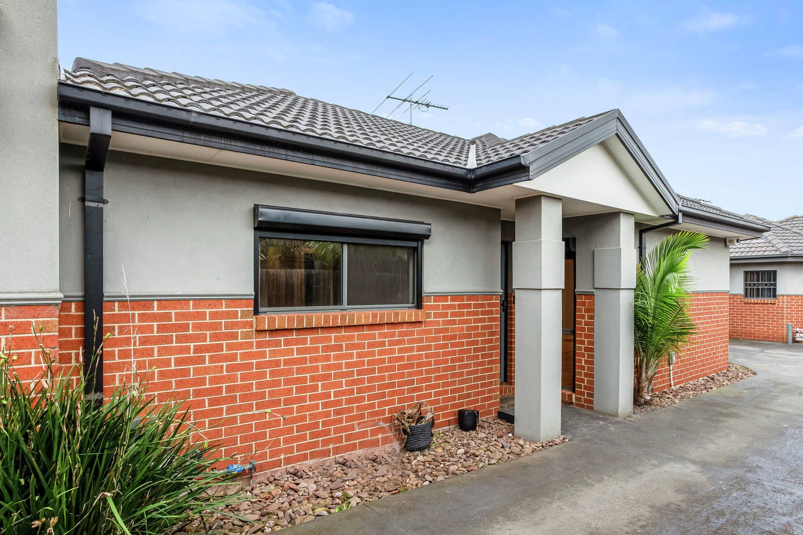 2/10 Arvern Avenue, Avondale Heights VIC 3034, Image 0