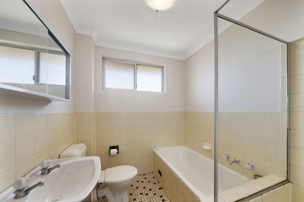 7/24 Atchison Road, MACQUARIE FIELDS NSW 2564, Image 2