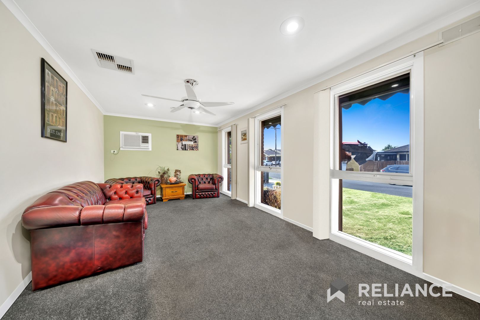 33 Oneill Avenue, Hoppers Crossing VIC 3029 Domain