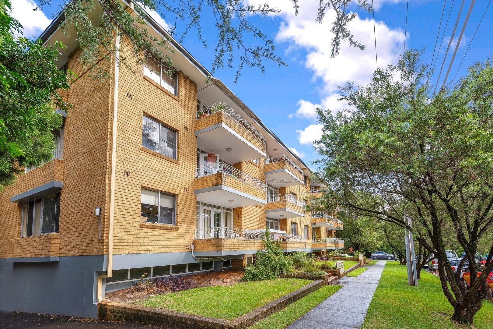 2 bedrooms Apartment / Unit / Flat in 10/17 Ball Avenue EASTWOOD NSW, 2122