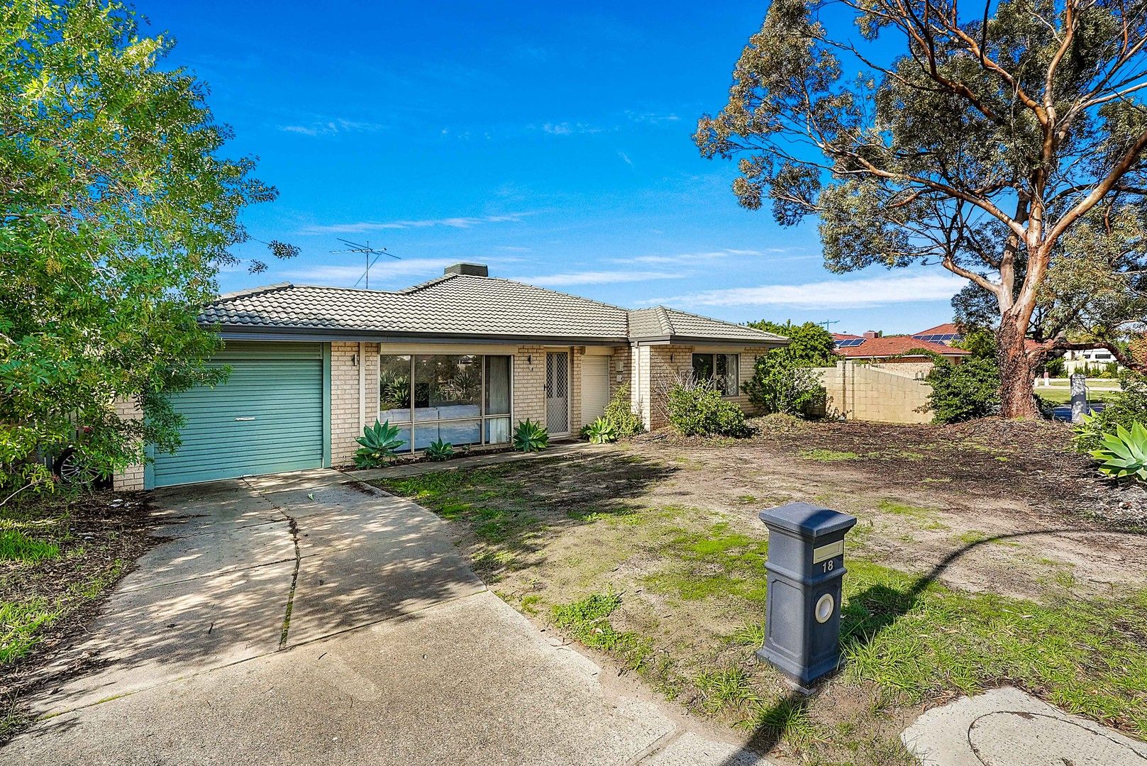 18 Daley Close, Atwell WA 6164, Image 0