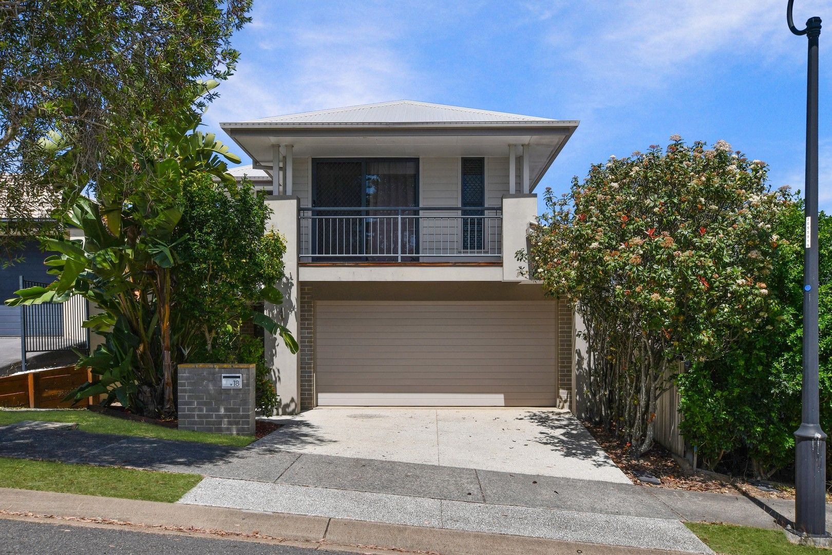 4 bedrooms House in 18 Caraway Street SPRINGFIELD LAKES QLD, 4300