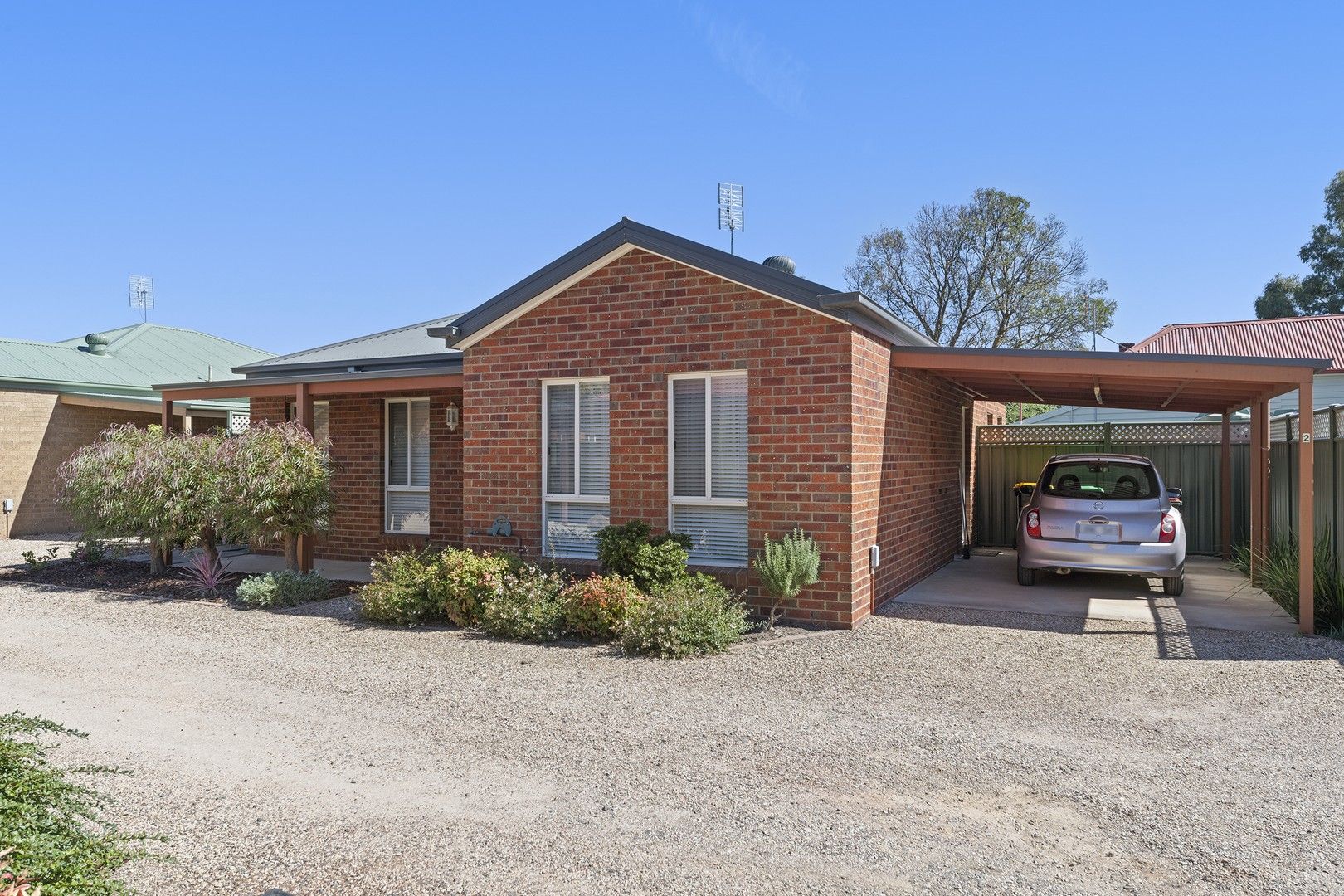 2 bedrooms House in 2/193 High Street HEATHCOTE VIC, 3523