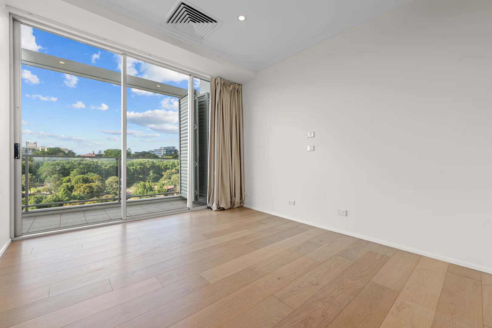 Additional image 10 of 4037/4 Parkland Bvd, Brisbane City QLD 4000