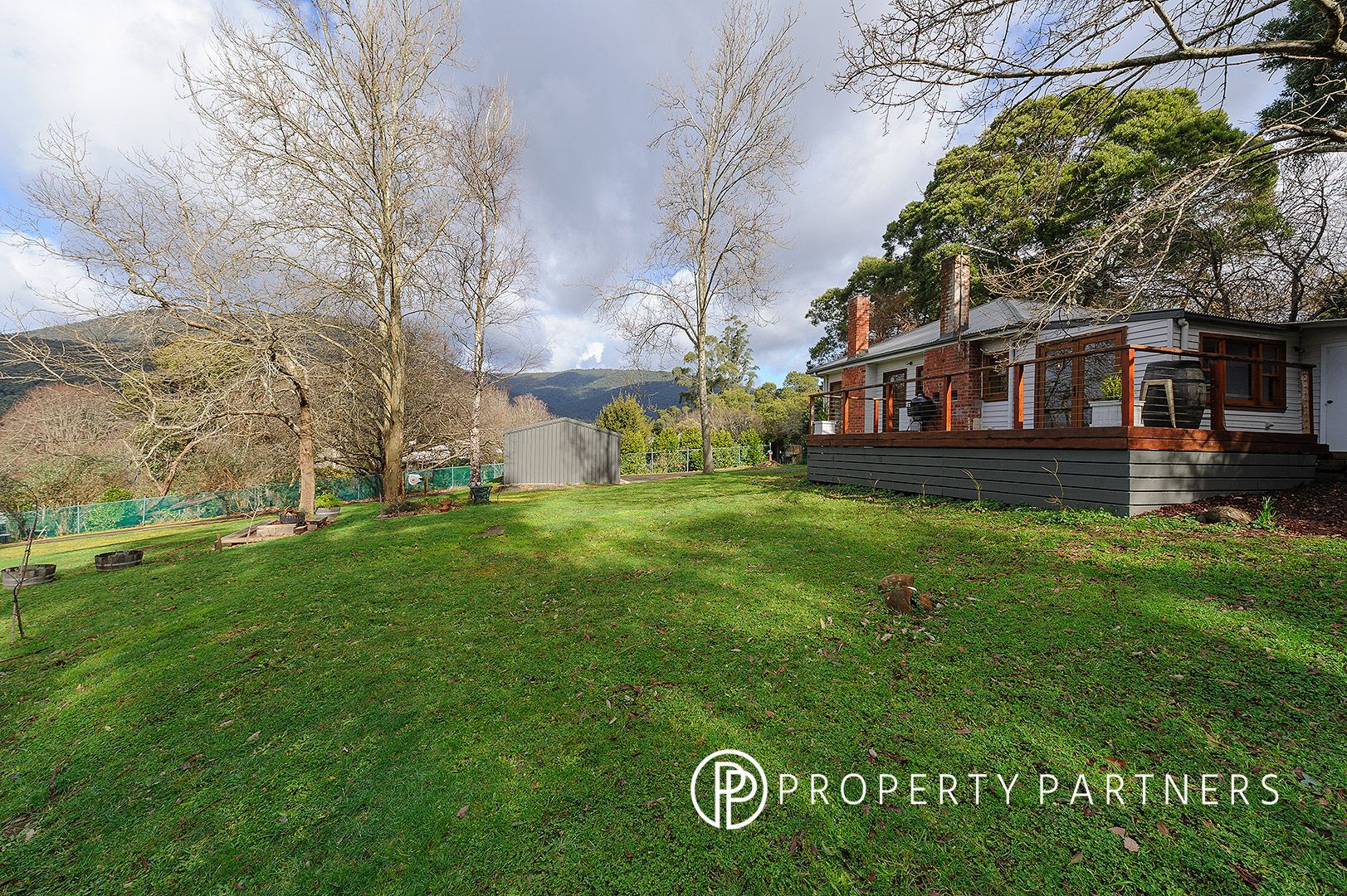 8 Ferndale Road, Warburton VIC 3799, Image 0