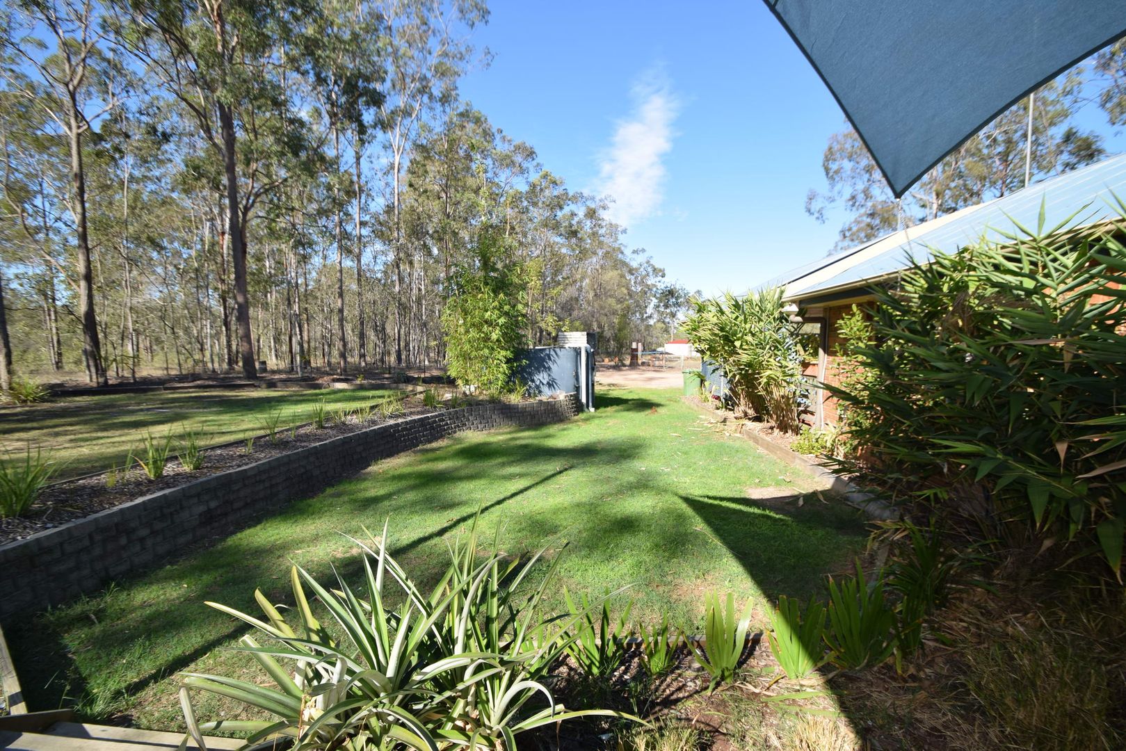 190 Edinburgh Drive, Mount Hallen QLD 4312, Image 2