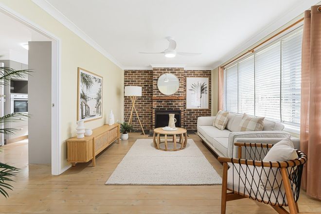 Picture of 12 Matthews Parade, POINT CLARE NSW 2250