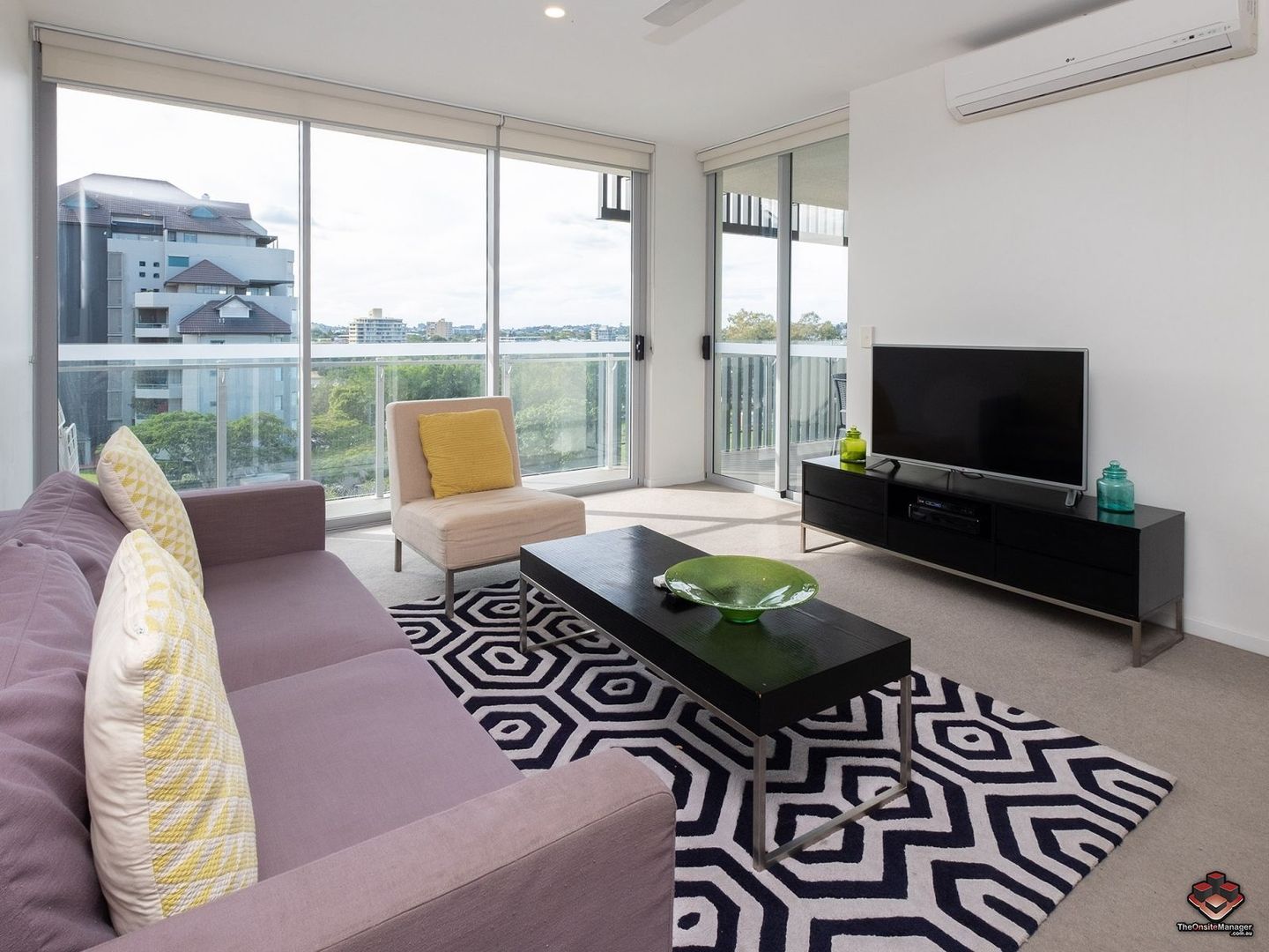 ID3915992/17 Lytton Road, East Brisbane QLD 4169 Apartment For Rent