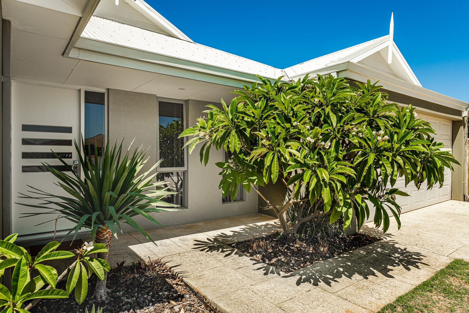 20 Arpenteur Turn, Madora Bay WA 6210, Image 1