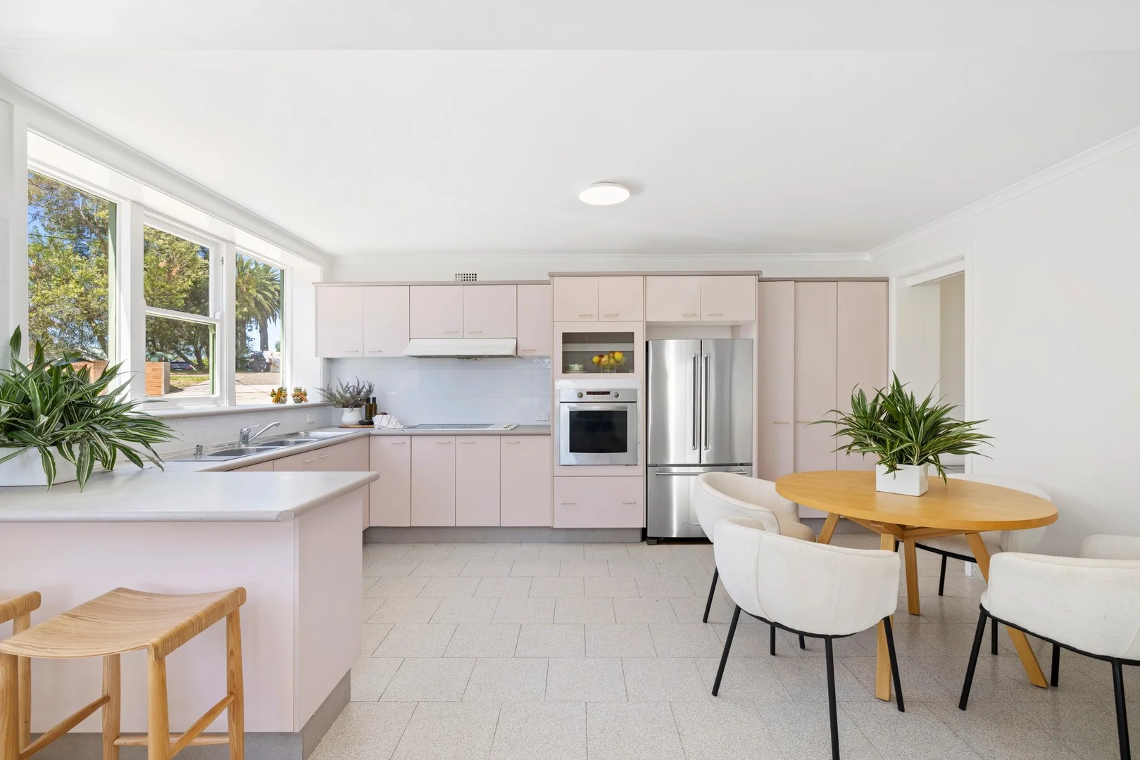 2/15 High Street, Dee Why NSW 2099