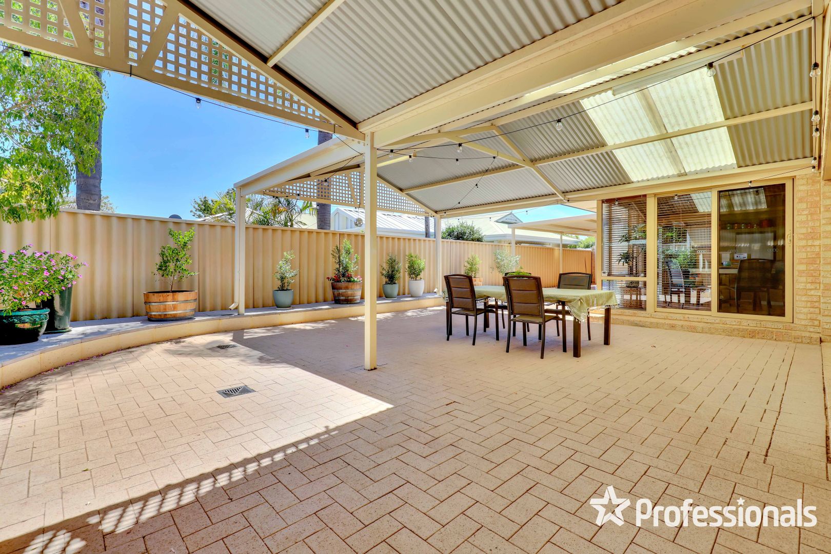 22 Romulea Mews, Canning Vale WA 6155, Image 2