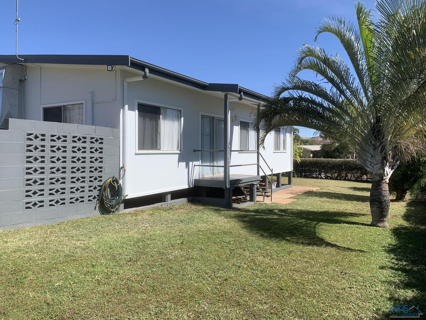 3 bedrooms House in 182 Miles Street MOUNT ISA QLD, 4825