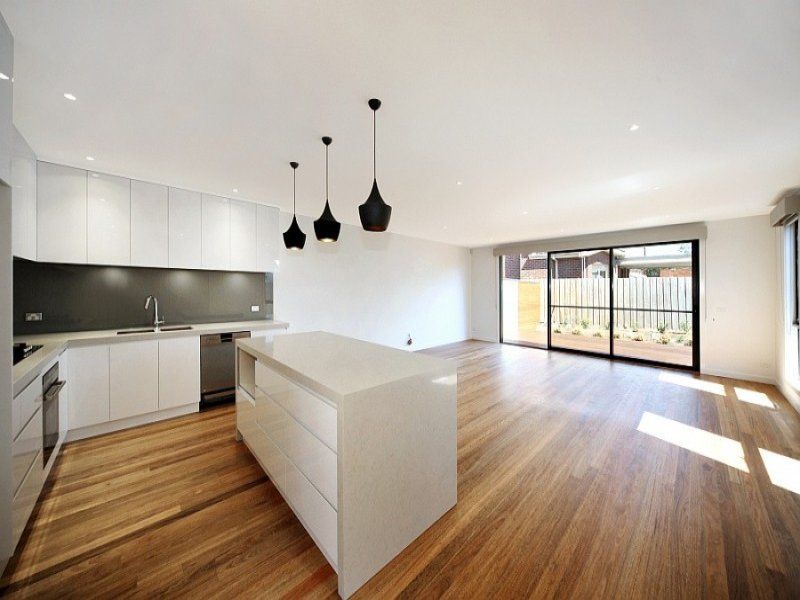 3 bedrooms House in 562 Waverley Road MALVERN EAST VIC, 3145