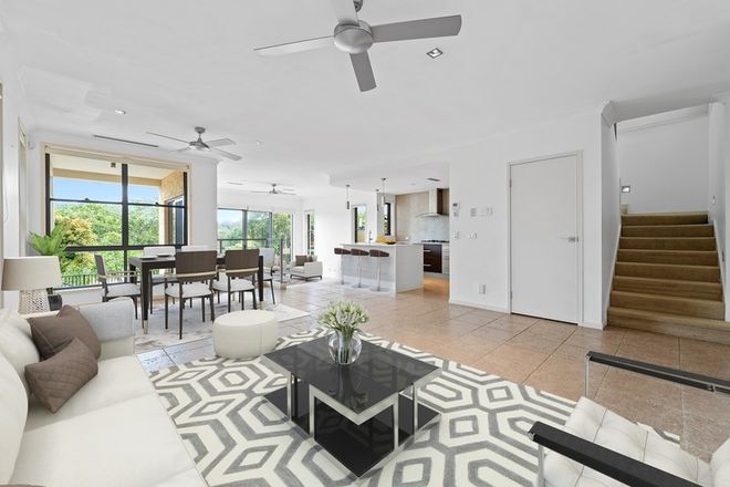 3066 Quay South Drive Carrara 4211 - Image 5