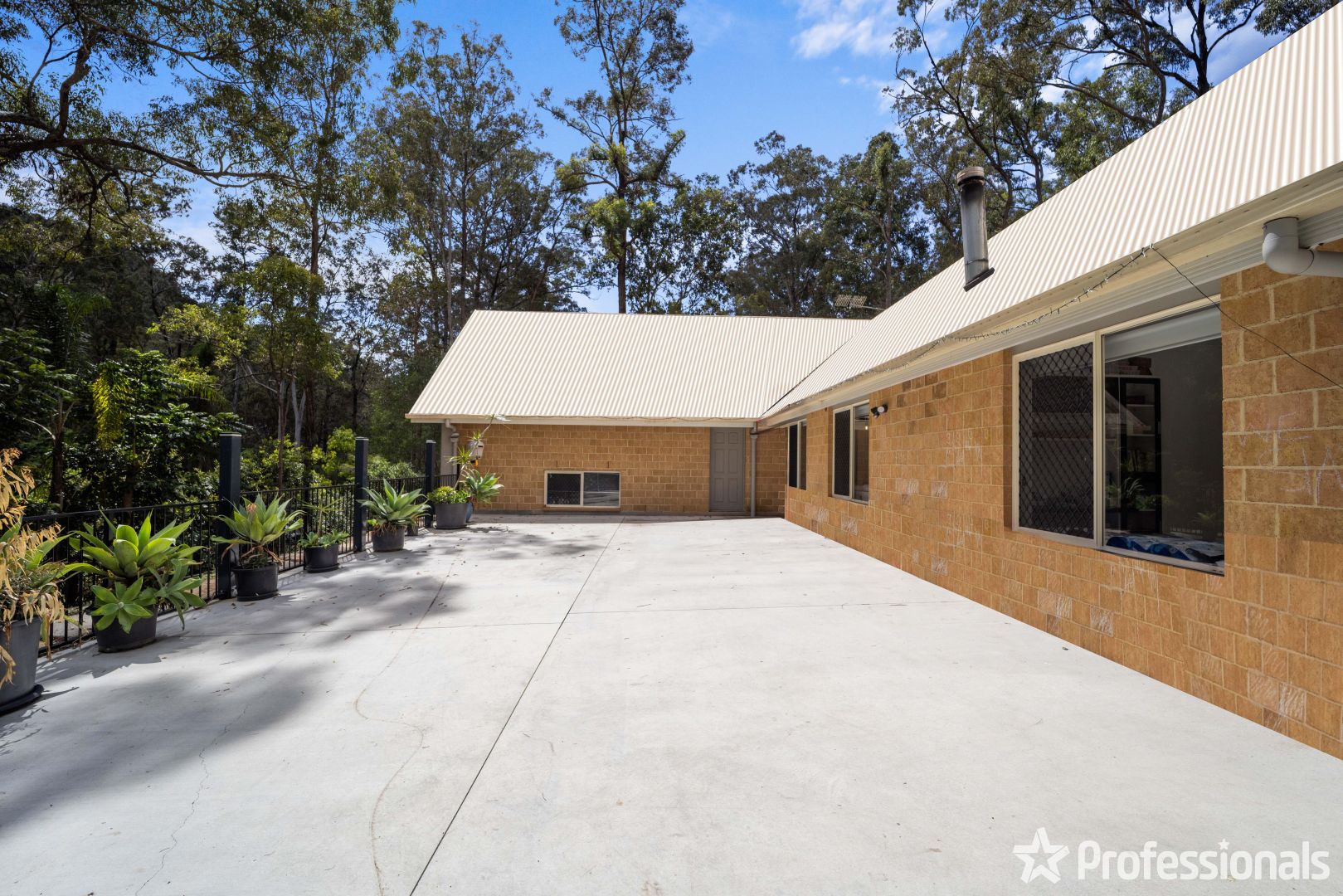 76 Cedar Creek Falls Road, Tamborine Mountain QLD 4272, Image 1