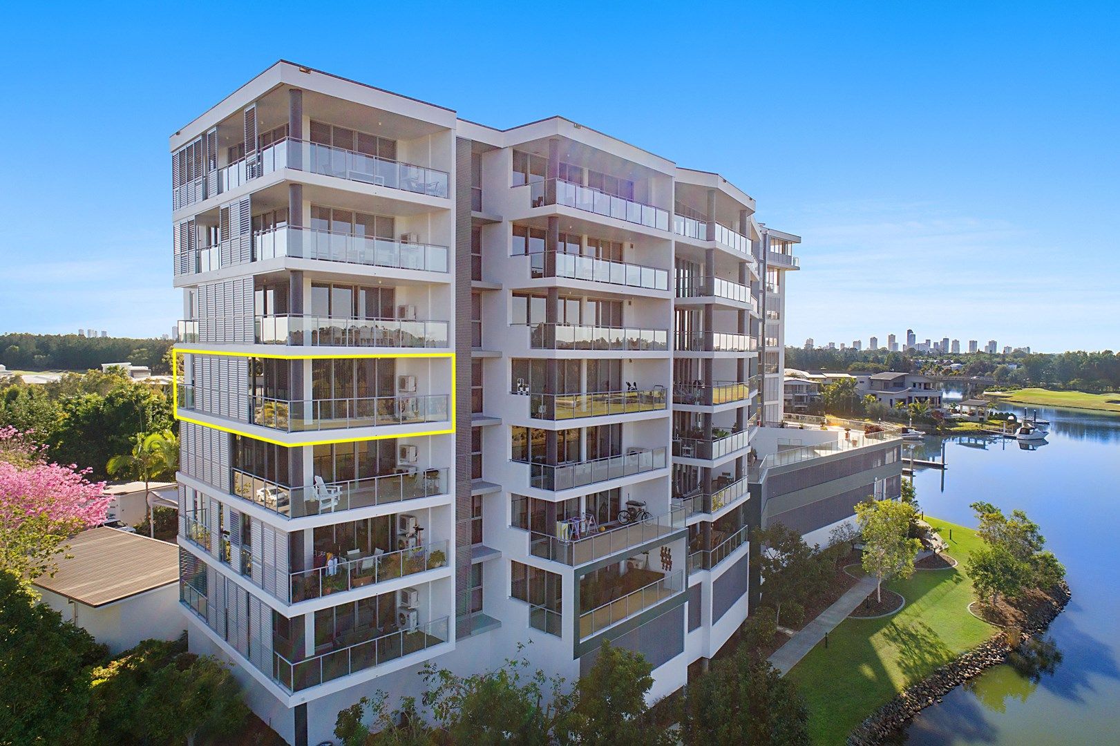 245 'Signature Apartments' 135 Lakelands Drive, Merrimac QLD 4226, Image 2